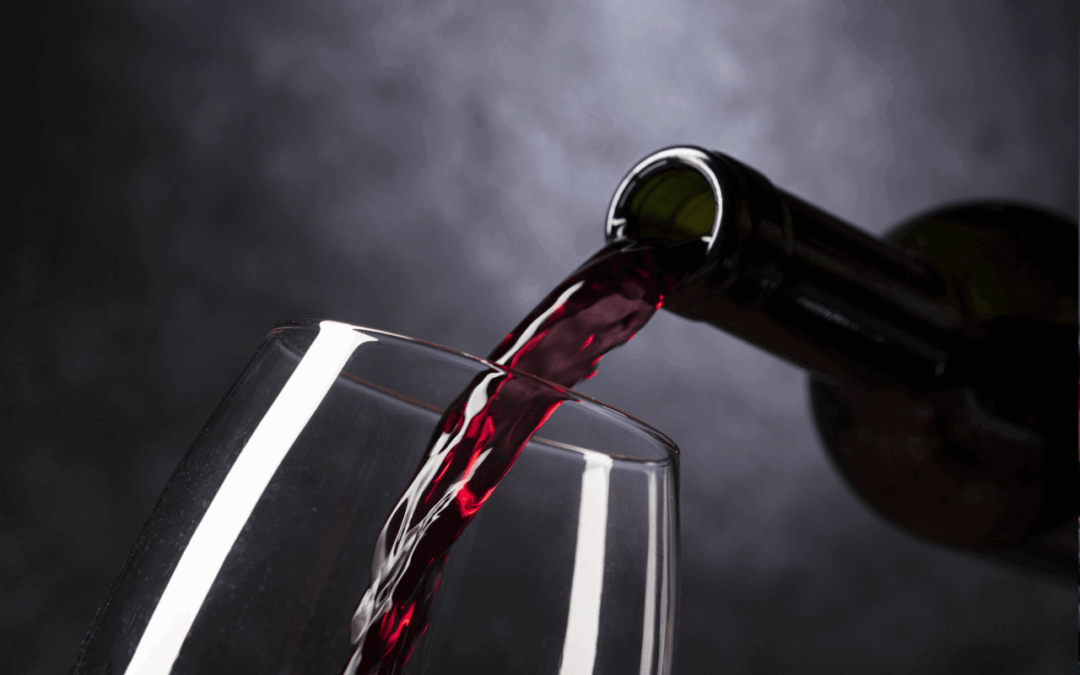 El arte de la crianza: cómo la barrica transforma el vino